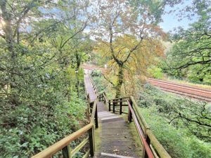 Photo 15- click for photo gallery